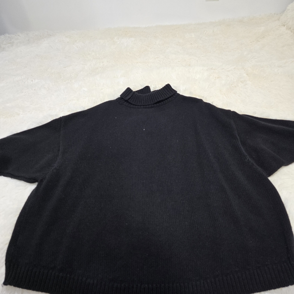 Sweater - Picture 4 of 5